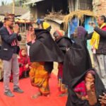 लहान नगरपालिकाद्वारा विपन्न बस्तीमा कम्बल वितरण kambal-bitaran