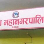 बेवारिसे सवारीसाधन हटाउँदै वीरगन्ज महानगर birjung